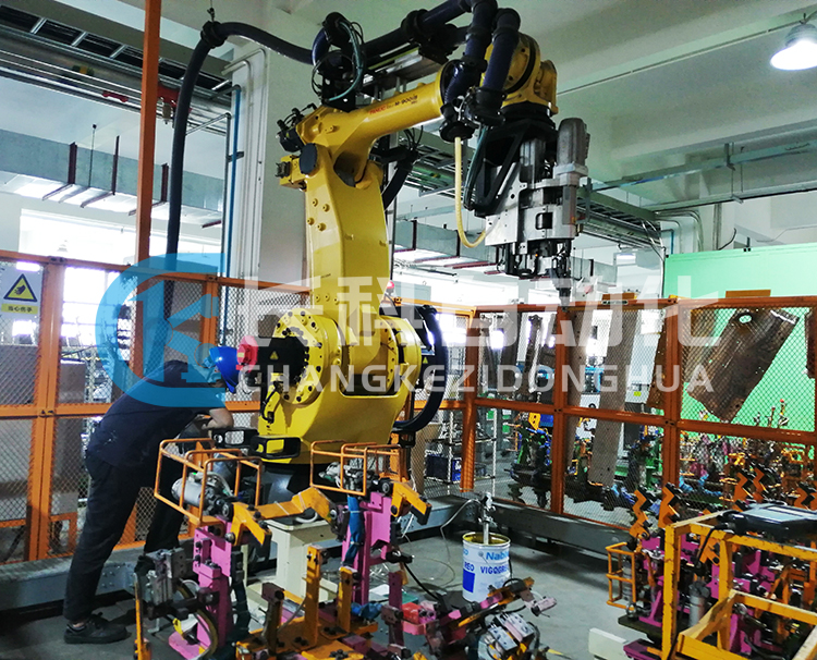 FANUC發(fā)那科機(jī)器人M-900iB/360保養(yǎng) FANUC發(fā)那科機(jī)器人M-900iB/360保養(yǎng)