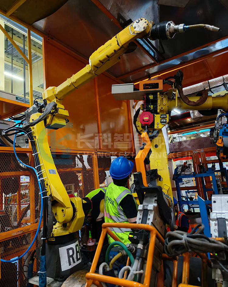 發那科機械臂R-2000iC 210F A05B-1333-B205保養